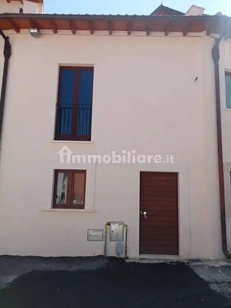 Terratetto unifamiliare via Aie del Colle, Paganica - Tempera, L'Aquila - foto 2