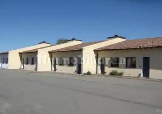 Palazzo - Edificio in vendita a Novi Ligure