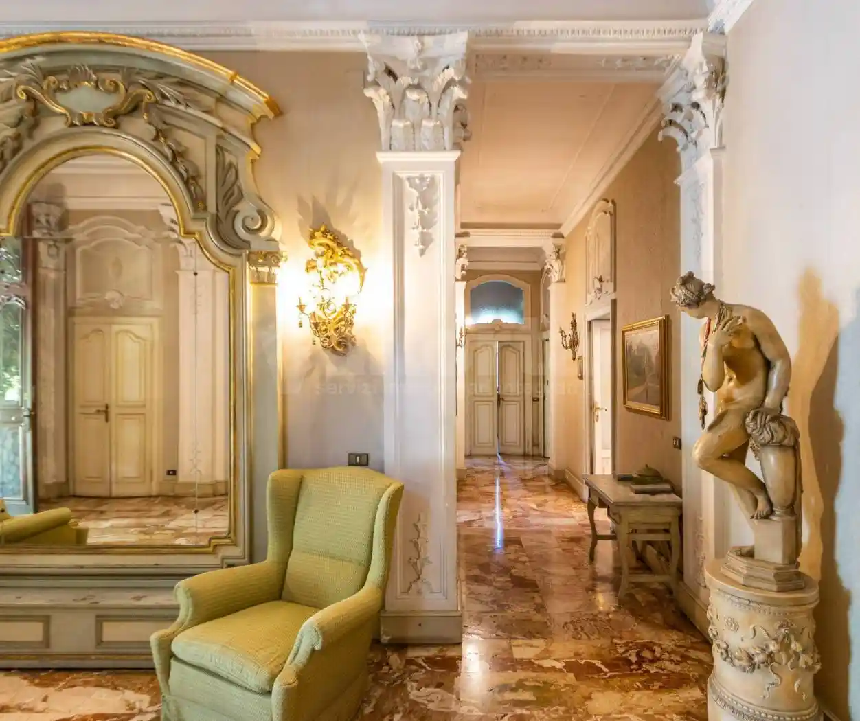 Villa in vendita a Carate Brianza