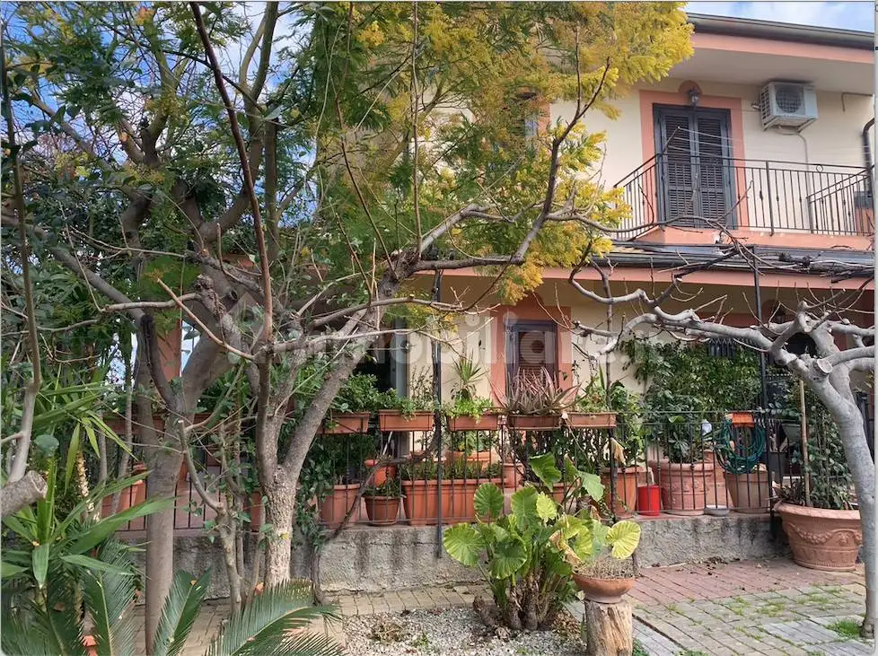 Villa in vendita a Crotone