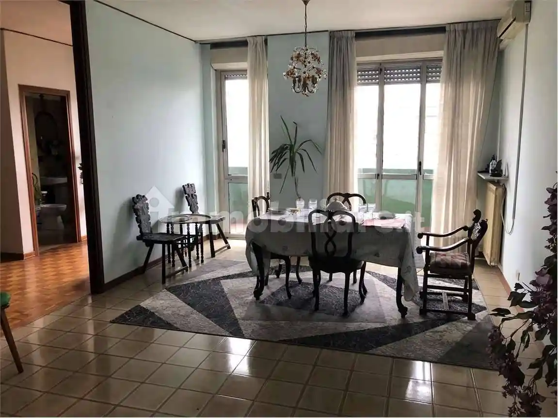 Appartamento in vendita a Modena