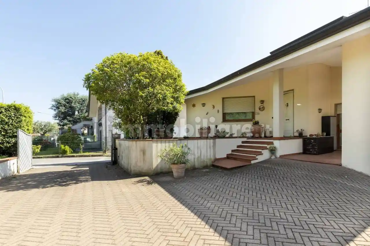 Villa in vendita a Massarosa