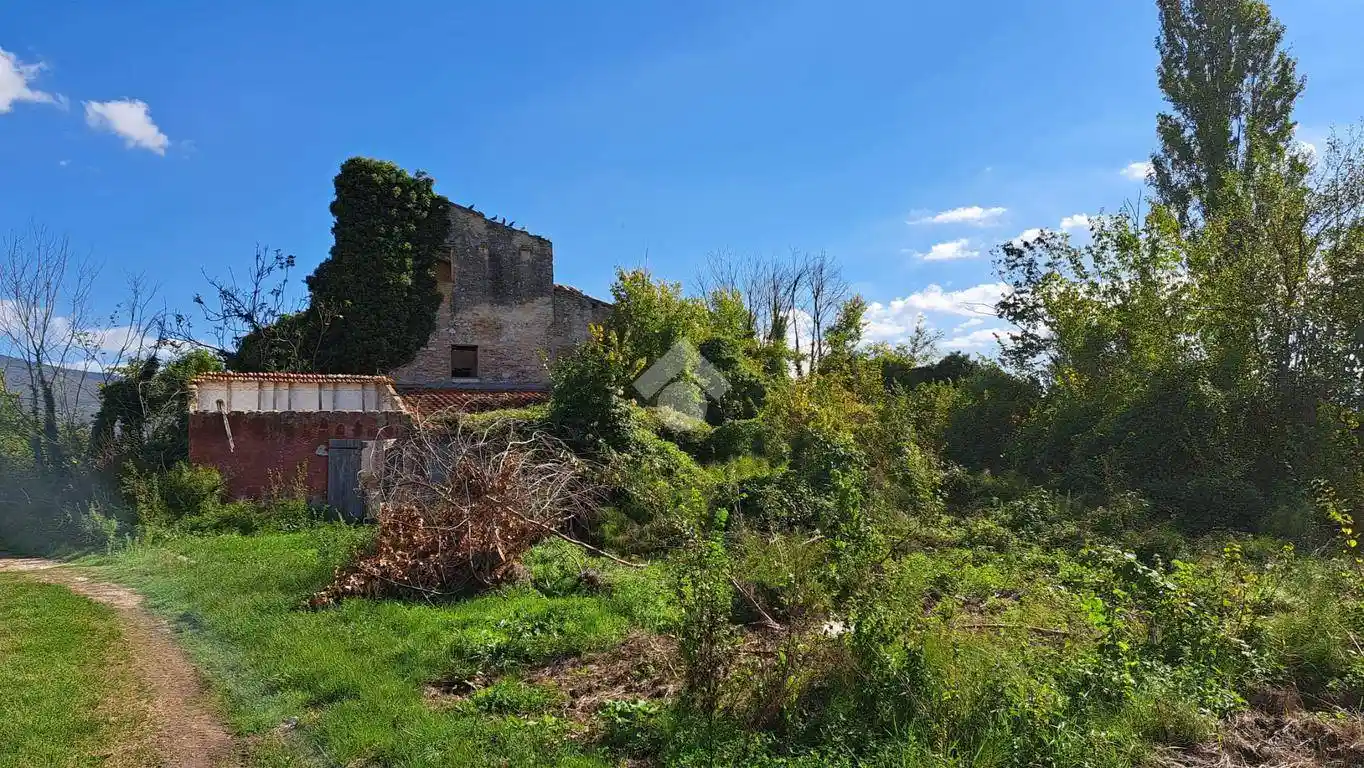 Casa indipendente in vendita a Spello