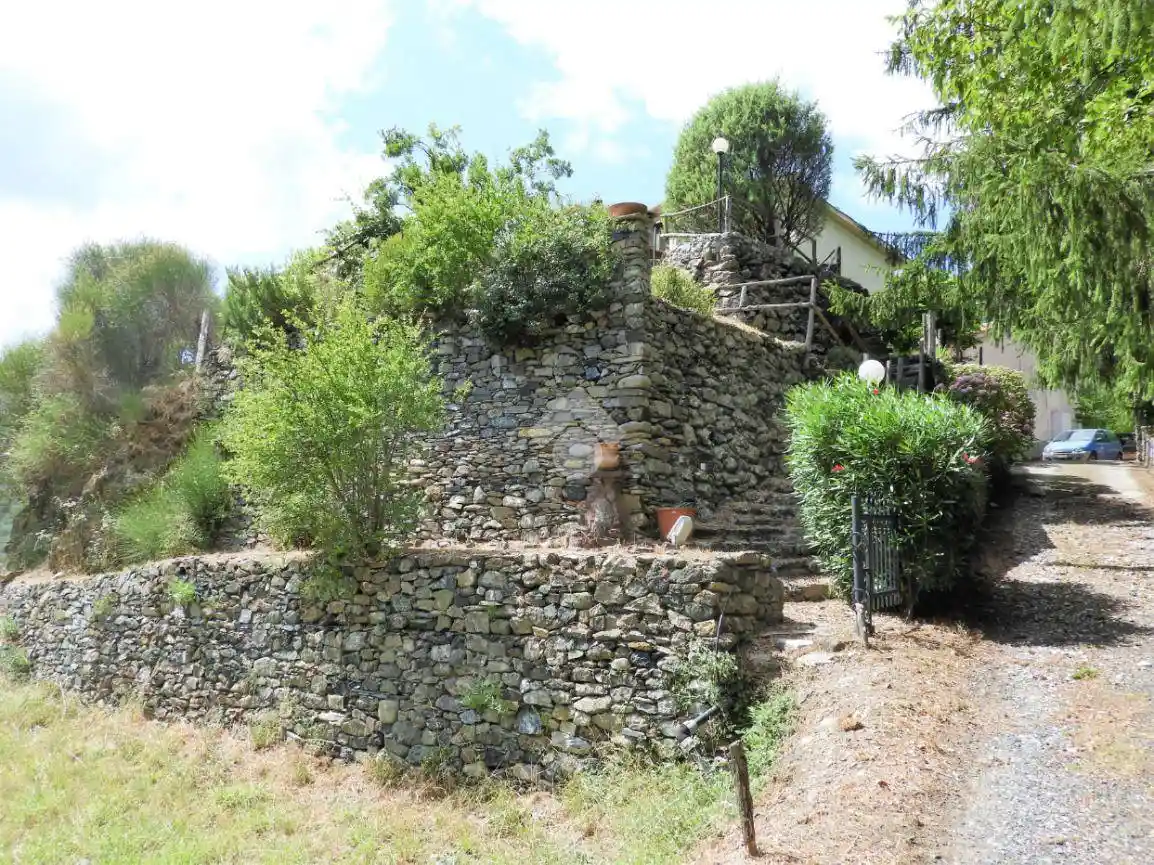 Casa indipendente in vendita a Ne