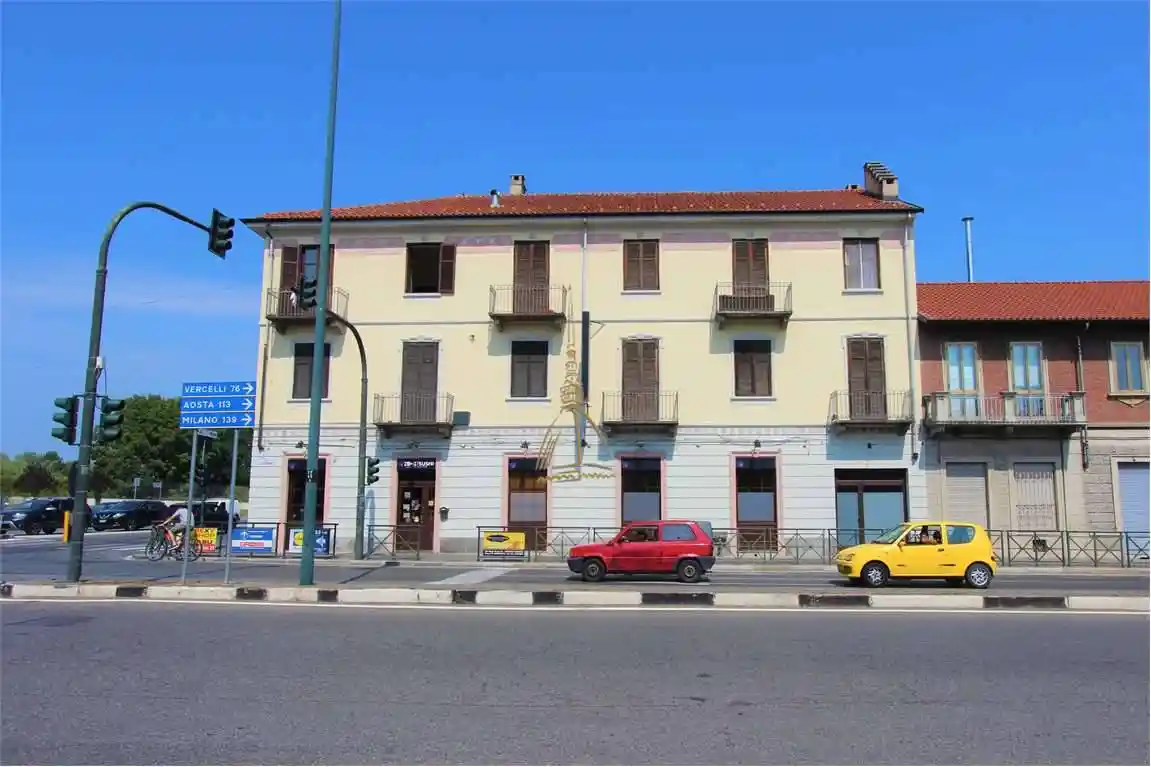Palazzo - Edificio in vendita a Torino
