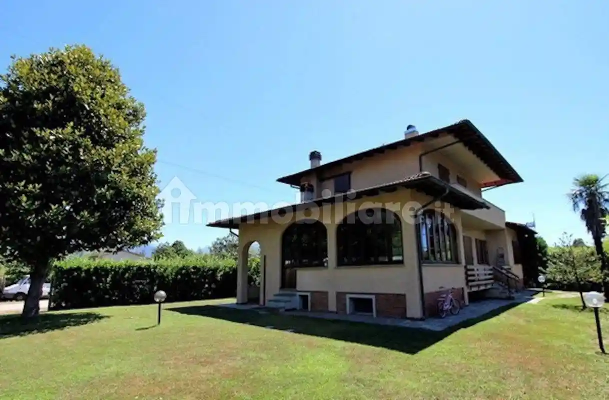 Villa in affitto a Forte dei Marmi