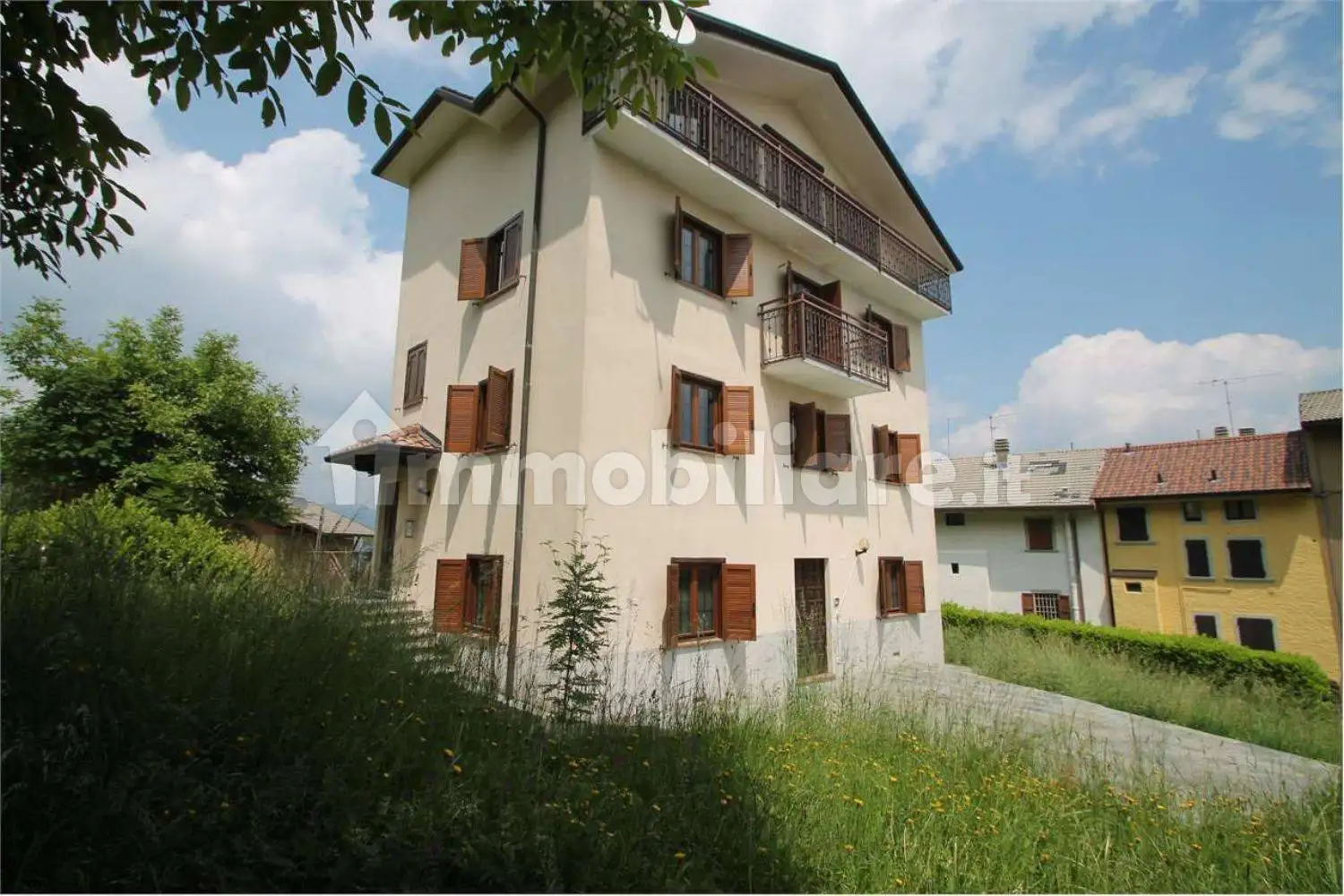 Villa in vendita a Costa Valle Imagna