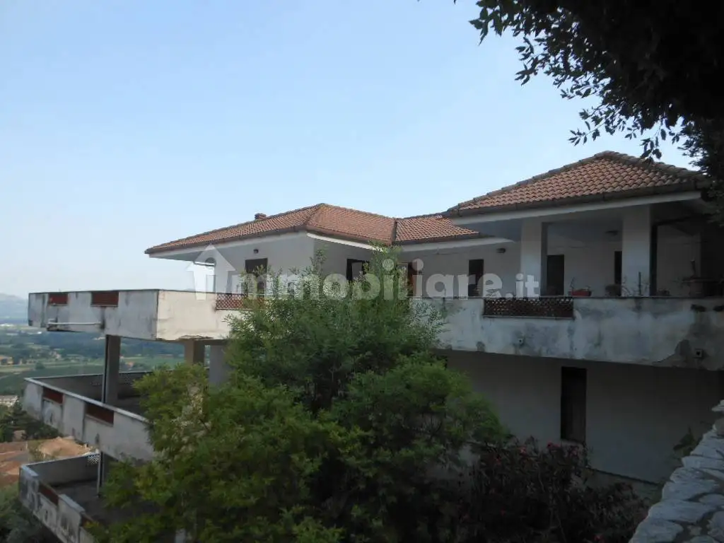 Villa in vendita a Presenzano