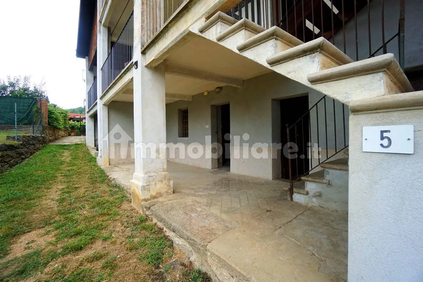 Terratetto unifamiliare 222 m², buono stato, Centro, Donato - foto 3