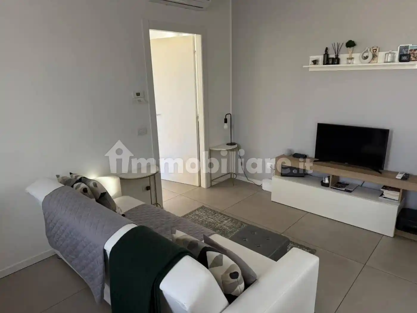 Bilocale ottimo stato, primo piano, Piazza Santa Maria, Busto Arsizio - foto 4