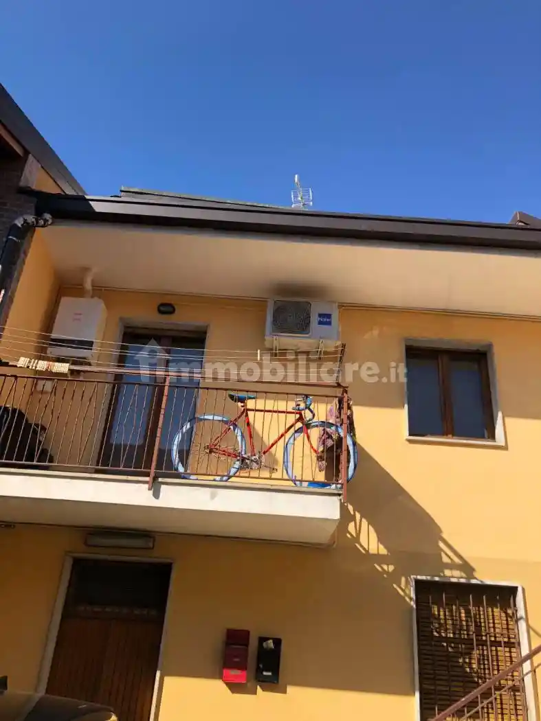 Casa indipendente in vendita a Agrate Brianza