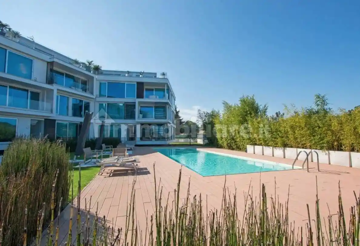 Appartamento in vendita a Padenghe sul Garda