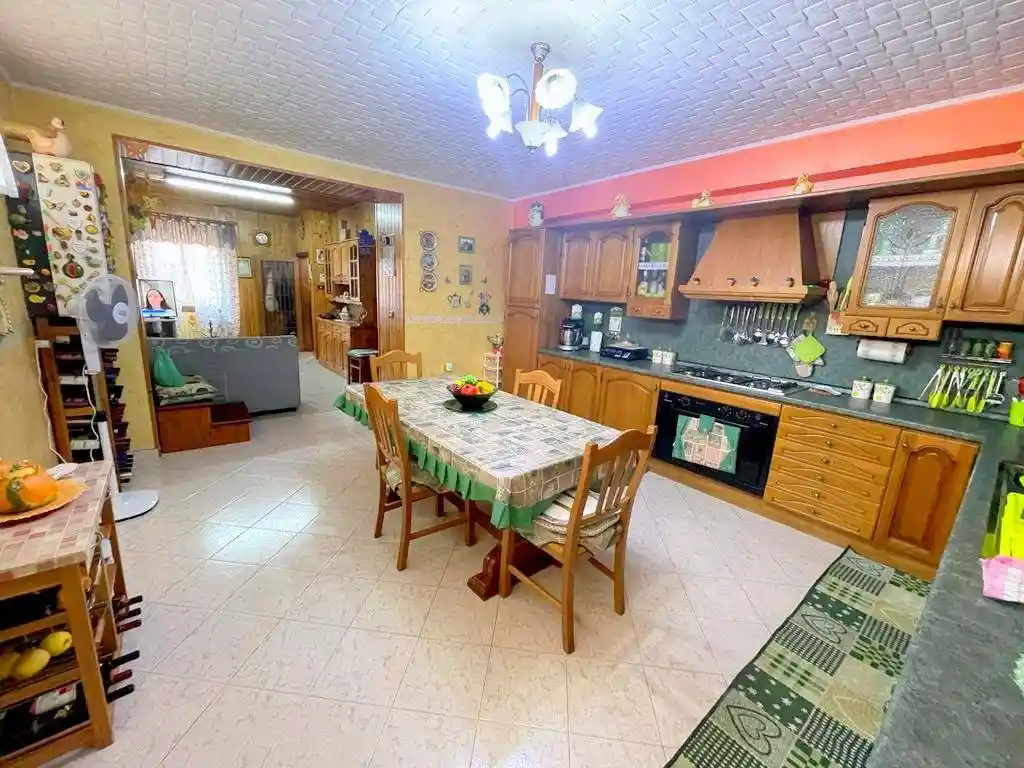 Villa a schiera 5 locali, buono stato, Feudo, Campobasso - foto 3