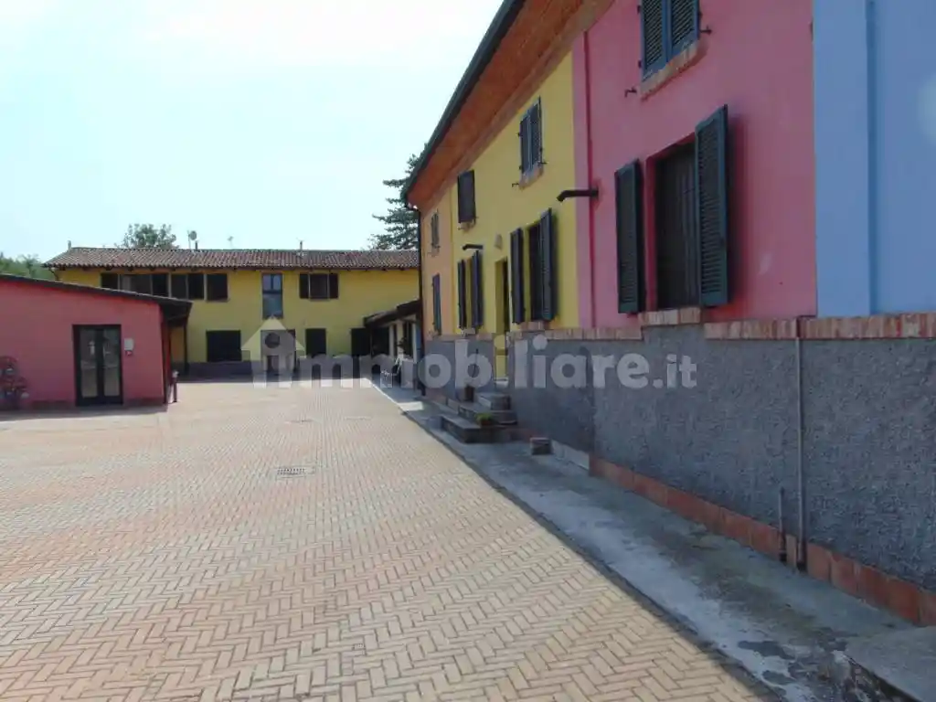 Appartamento in vendita a Incisa Scapaccino