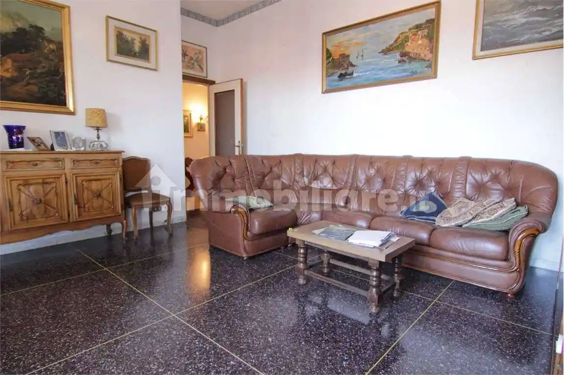 Appartamento in vendita a Massa