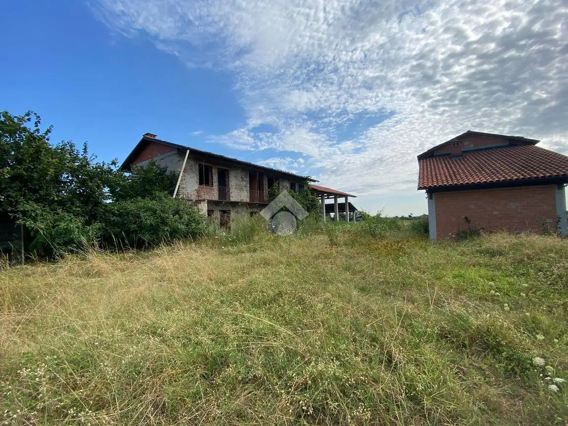 Casa indipendente in vendita a Campiglione-Fenile