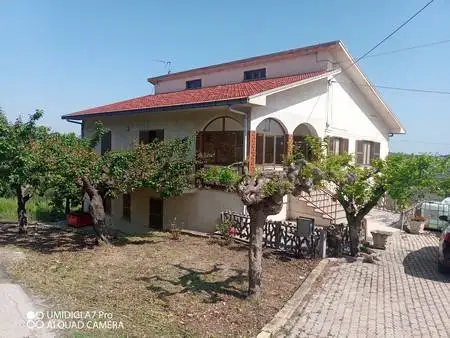 Villa in vendita a Castel Frentano