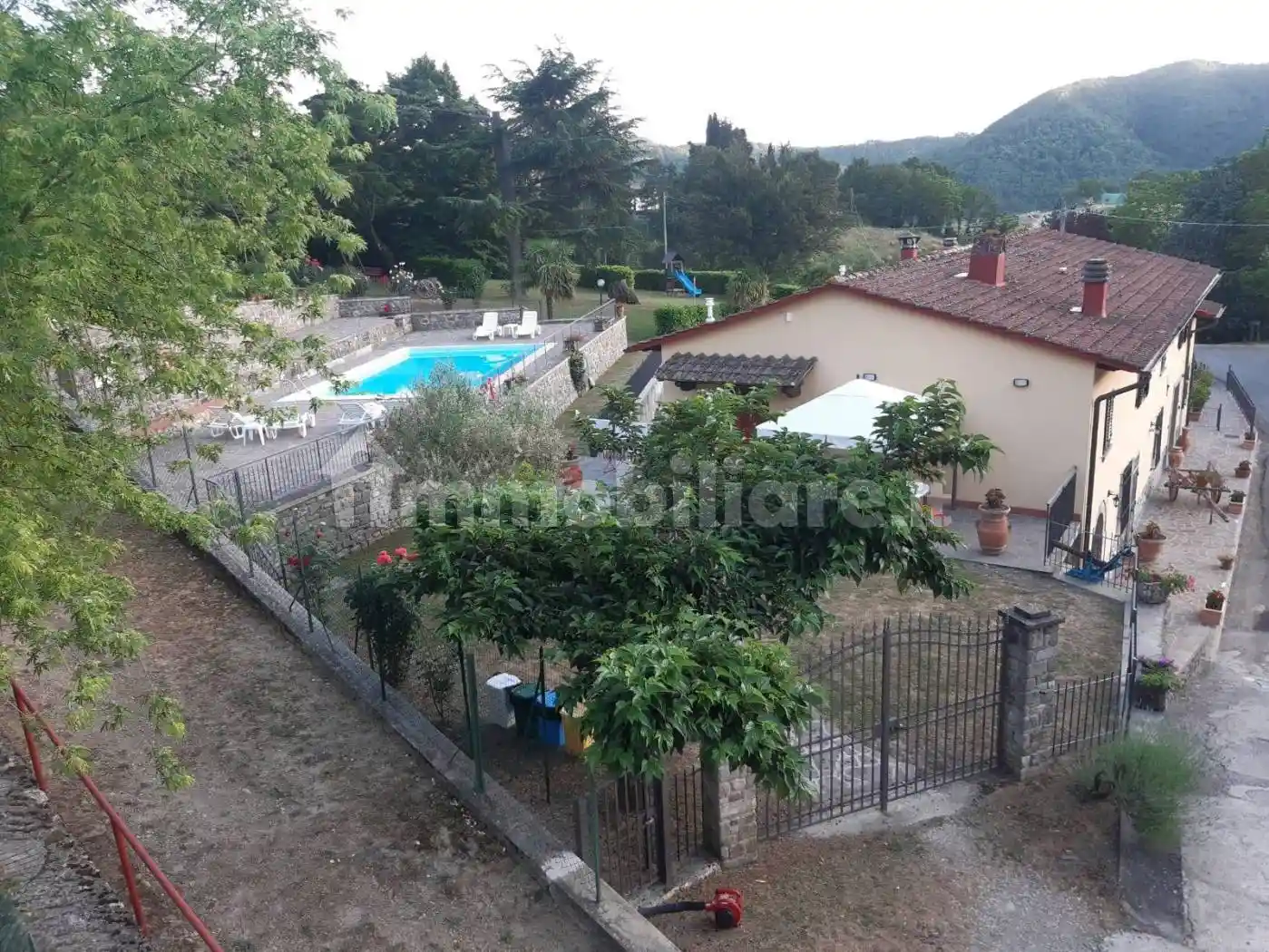 Casa indipendente in vendita a Dicomano