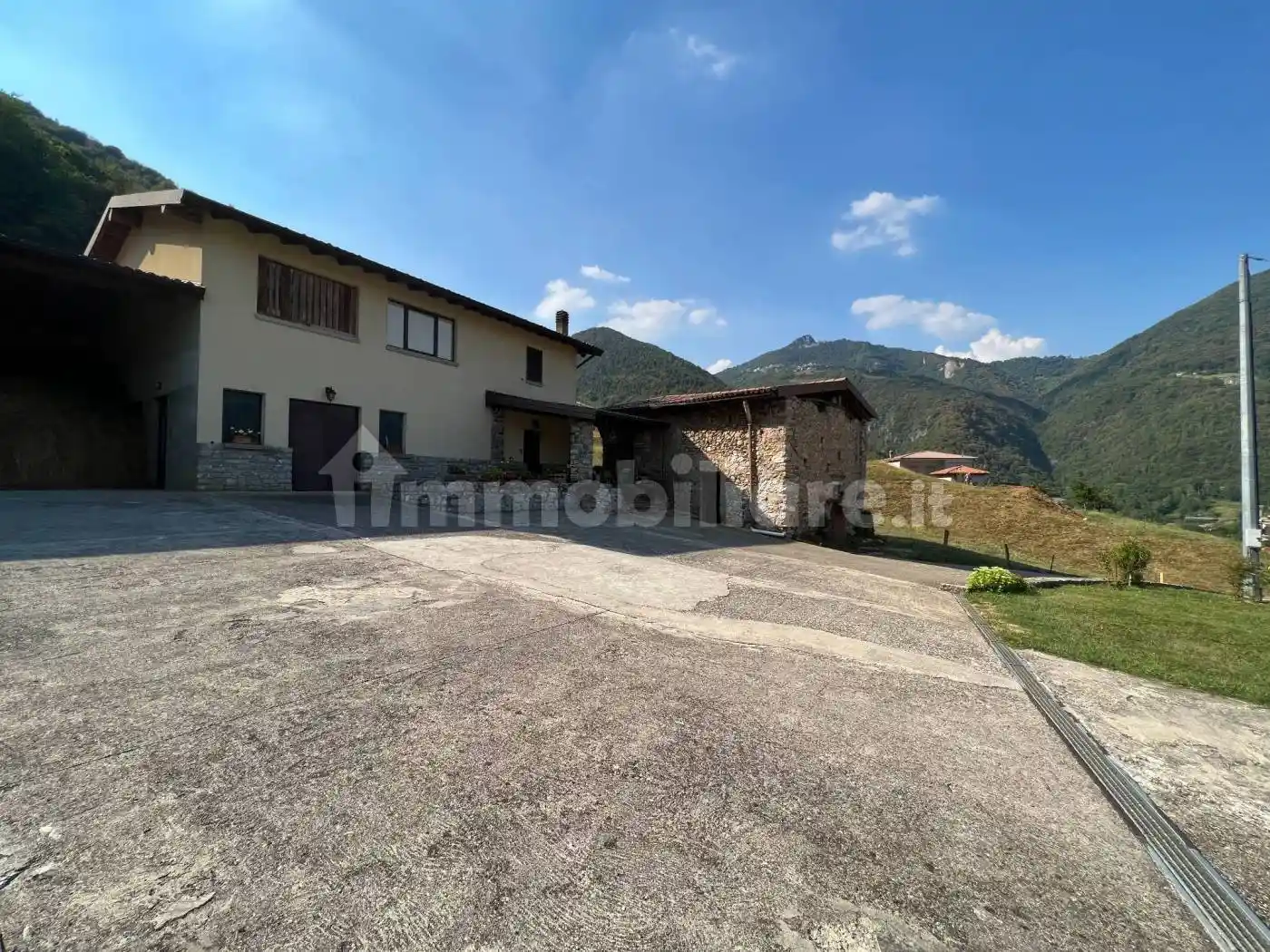 Rustico - Casale in vendita a Albino