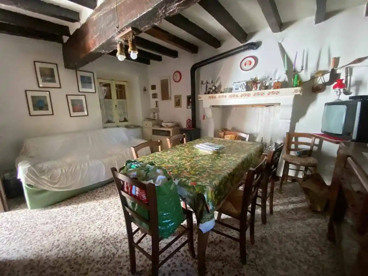 Casa indipendente in vendita a Castelnovo Ne' Monti