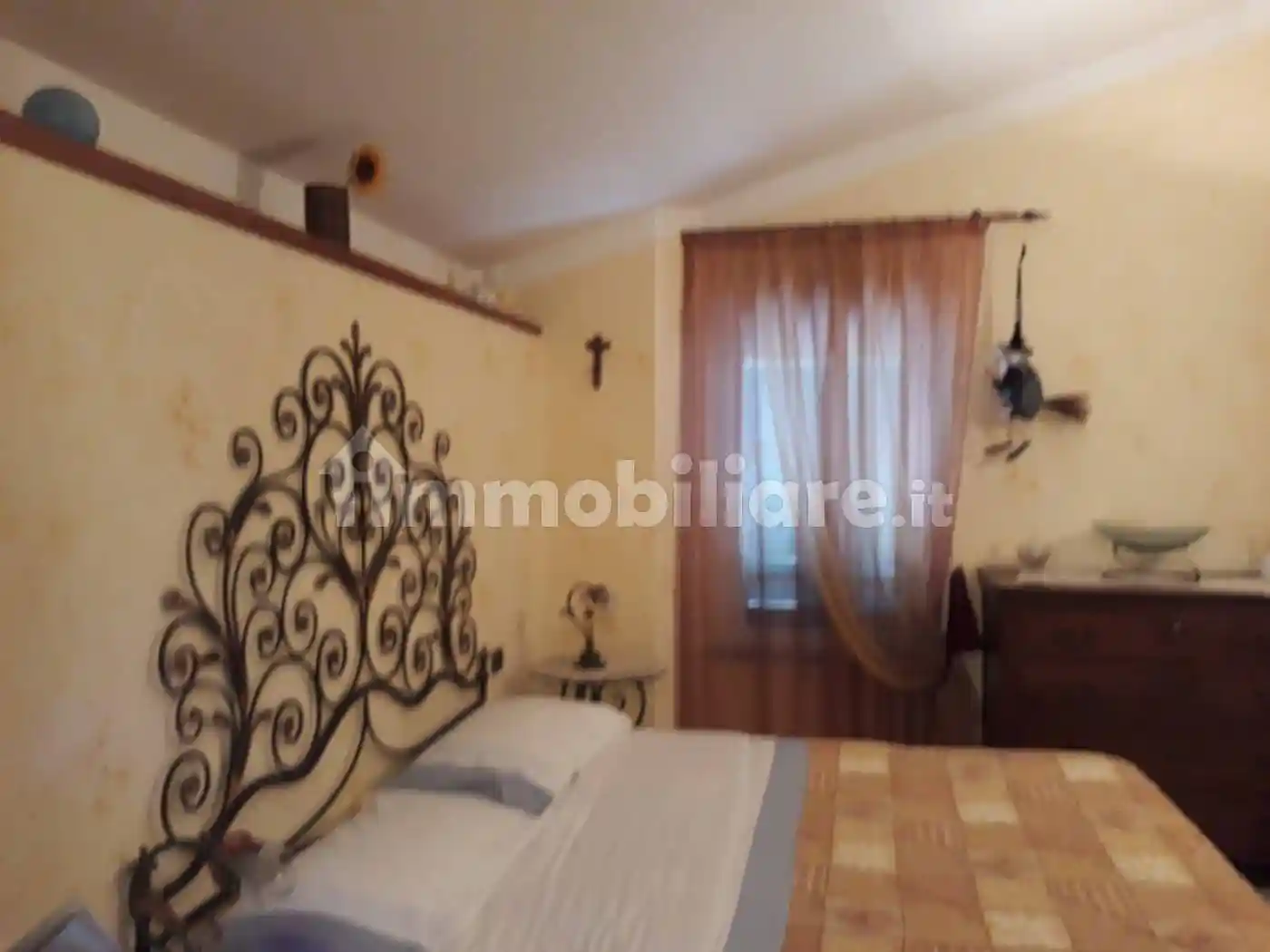 Casa indipendente in vendita a Follo