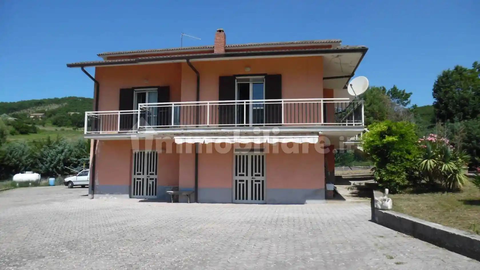 Villa unifamiliare 137 m², Nusco - foto 2