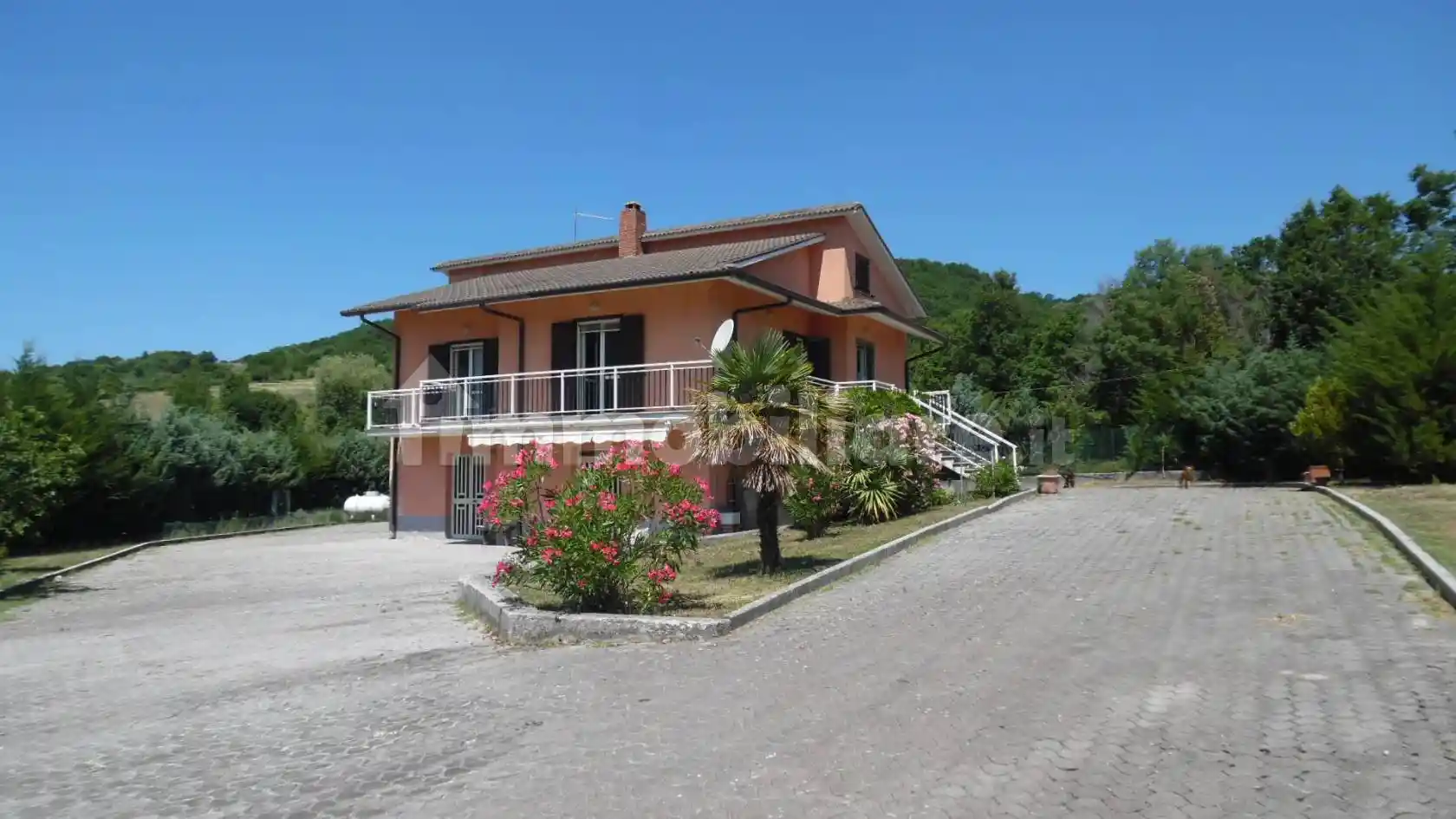 Villa unifamiliare 137 m², Nusco - foto 3