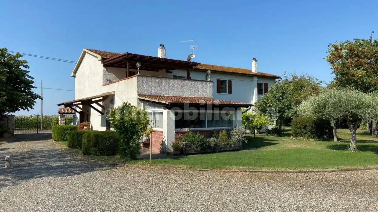 Rustico - Casale in vendita a Roccastrada