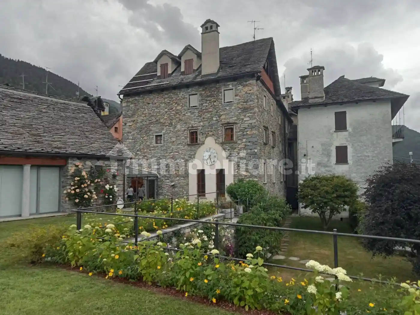 Villa in vendita a Craveggia