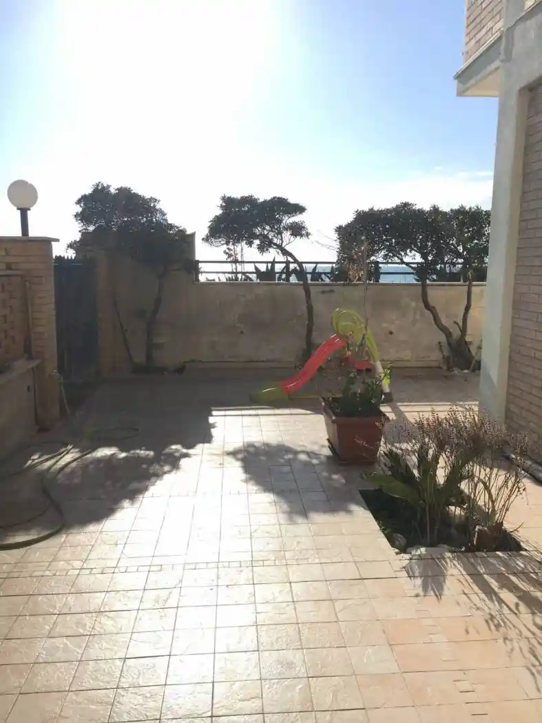 Appartamento in vendita a Pomezia