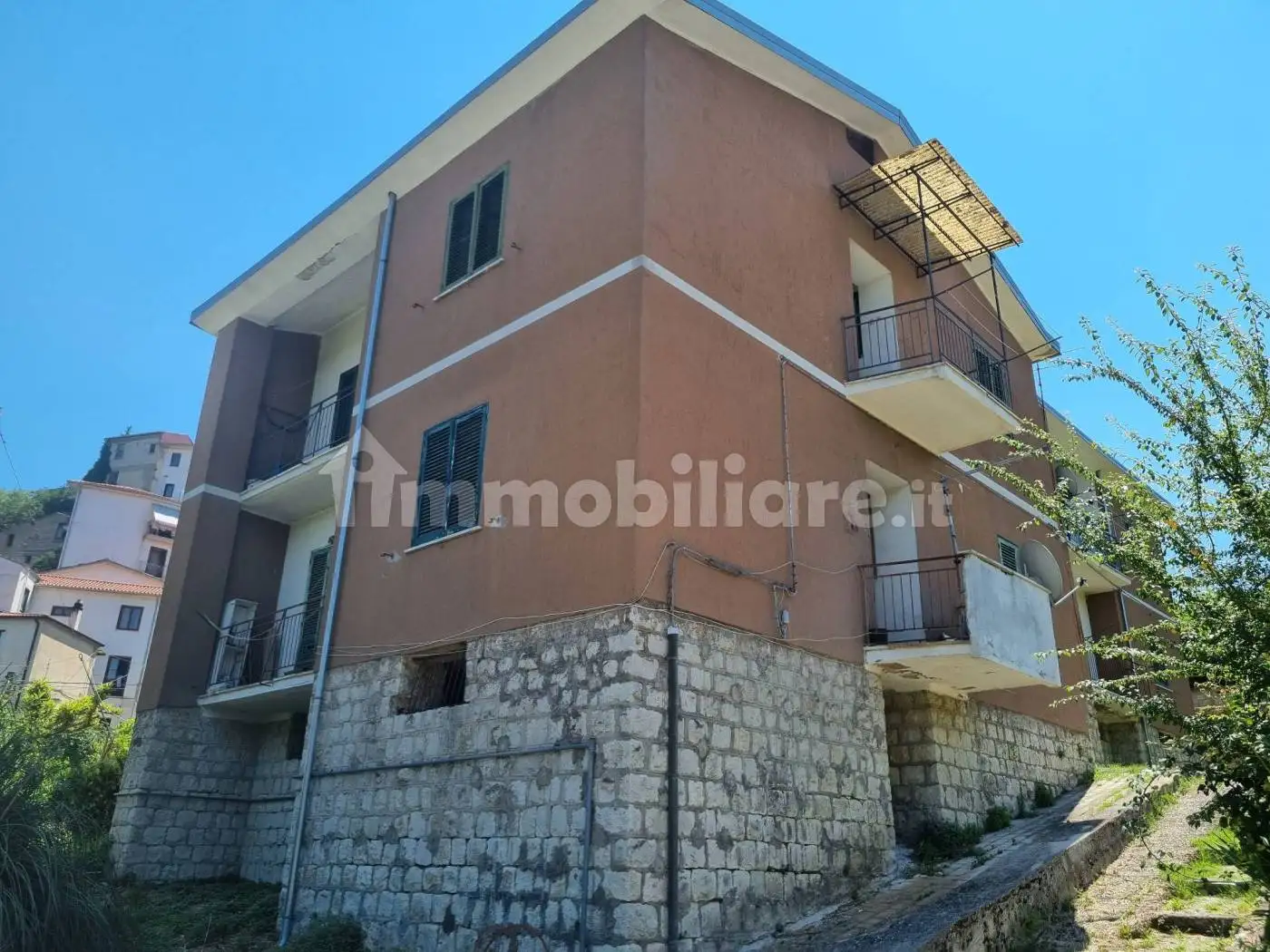 Appartamento in vendita a Castelfranci