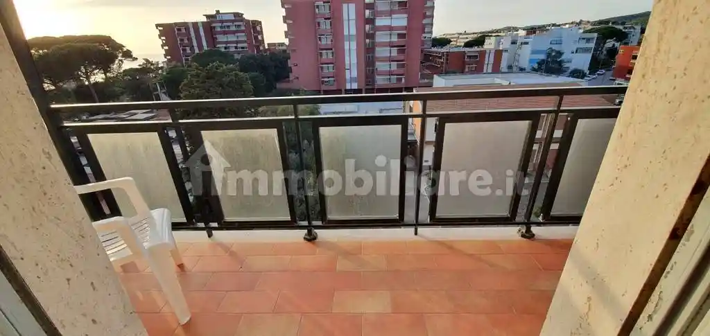 Appartamento in affitto a Follonica