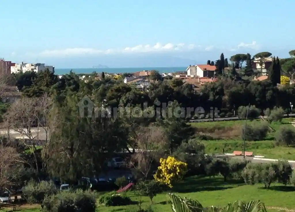 Quadrilocale via Salvador Allende 3, 167 Ovest, Campi Alti, Follonica - foto 2