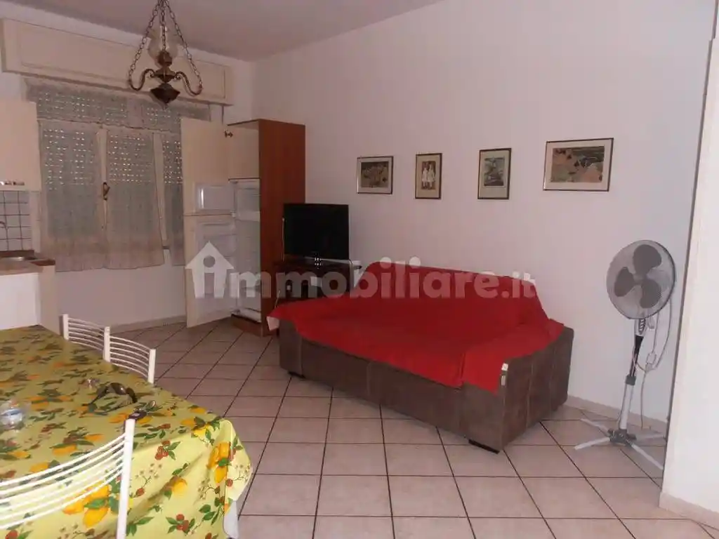 Appartamento in affitto a Follonica