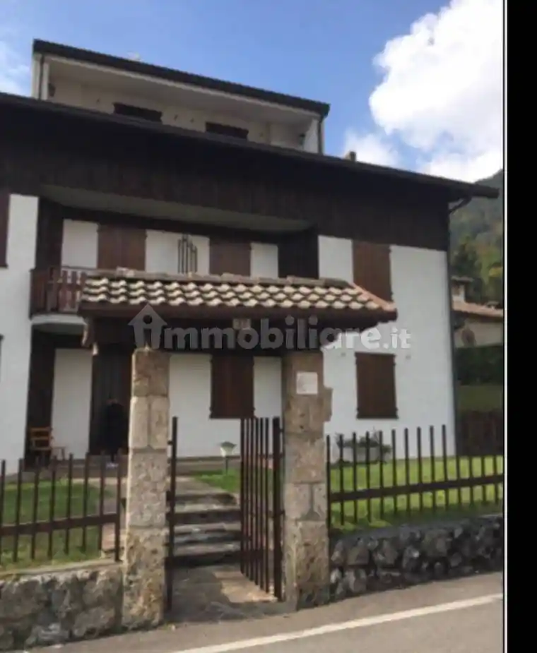 Appartamento in vendita a Castione della Presolana