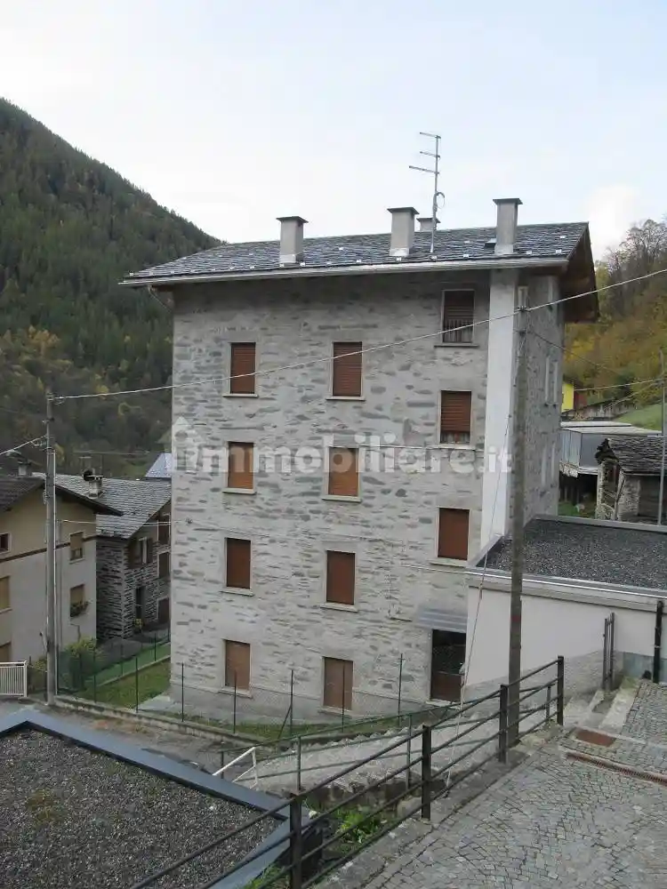 Appartamento in vendita a Lanzada