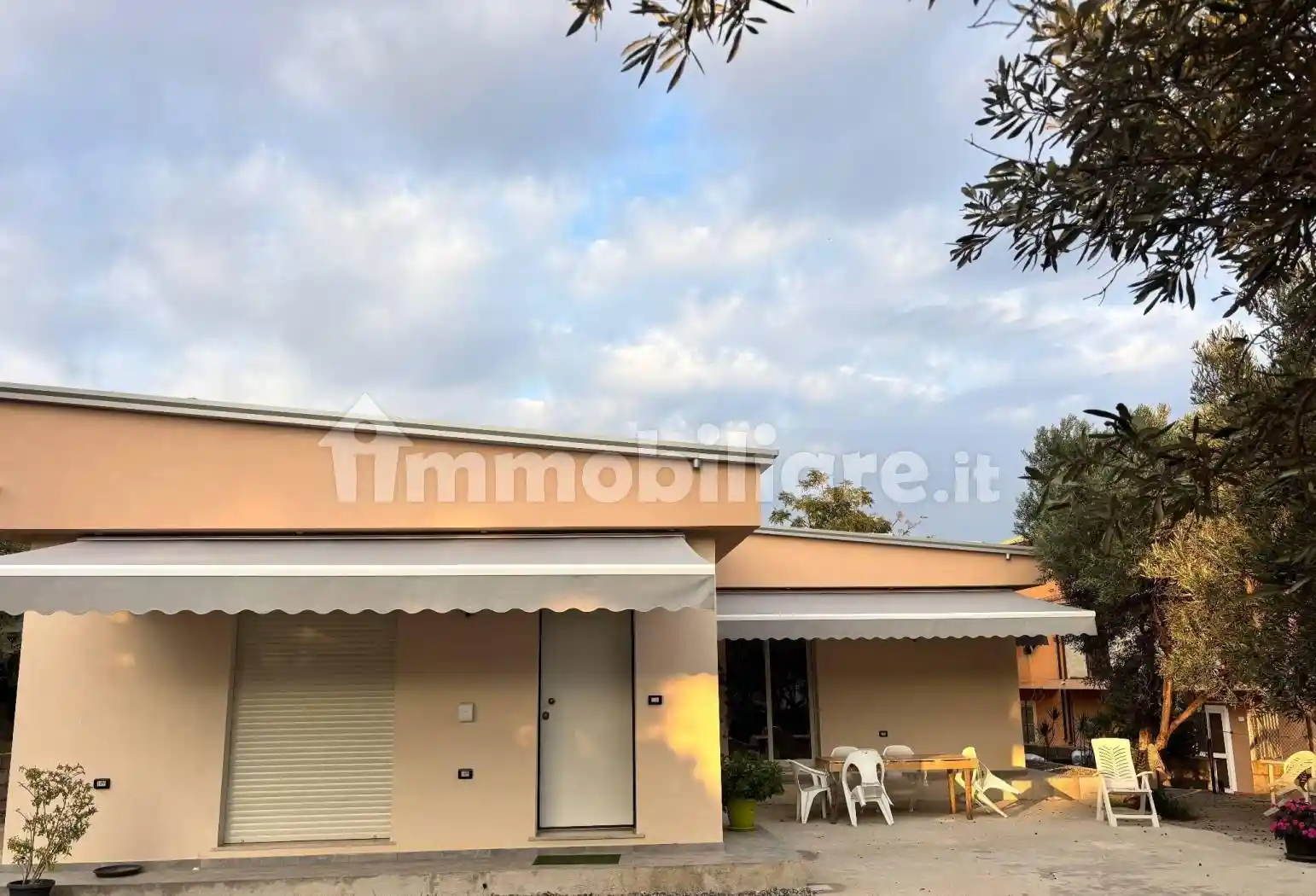 Villa bifamiliare via delle Palme 2, Le Cannella, Isola di Capo Rizzuto - foto 2