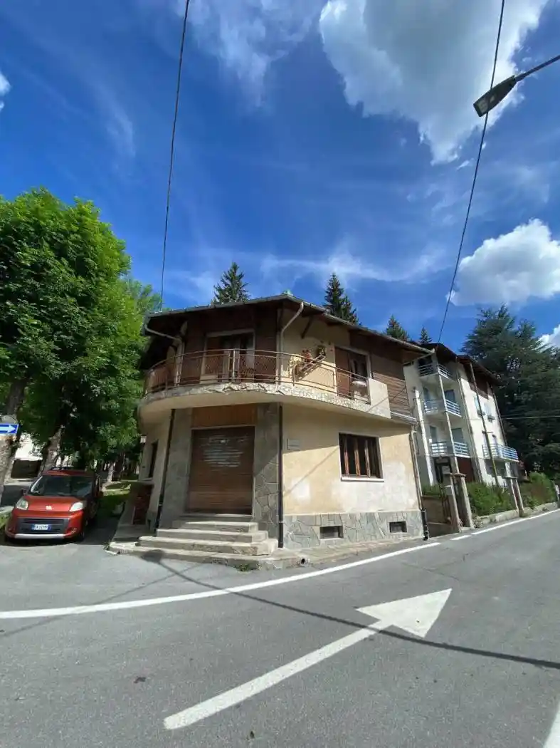Villa in vendita a Bardonecchia