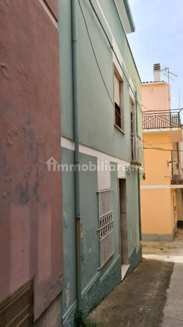 Terratetto unifamiliare via Giuseppe Mannu, Centro, Lodè - foto 5