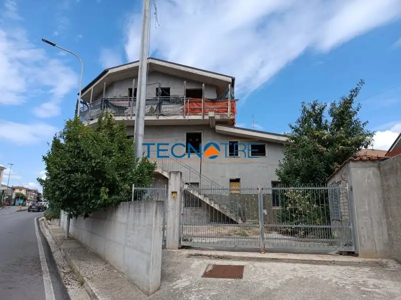 Palazzo - Edificio in vendita a Corropoli