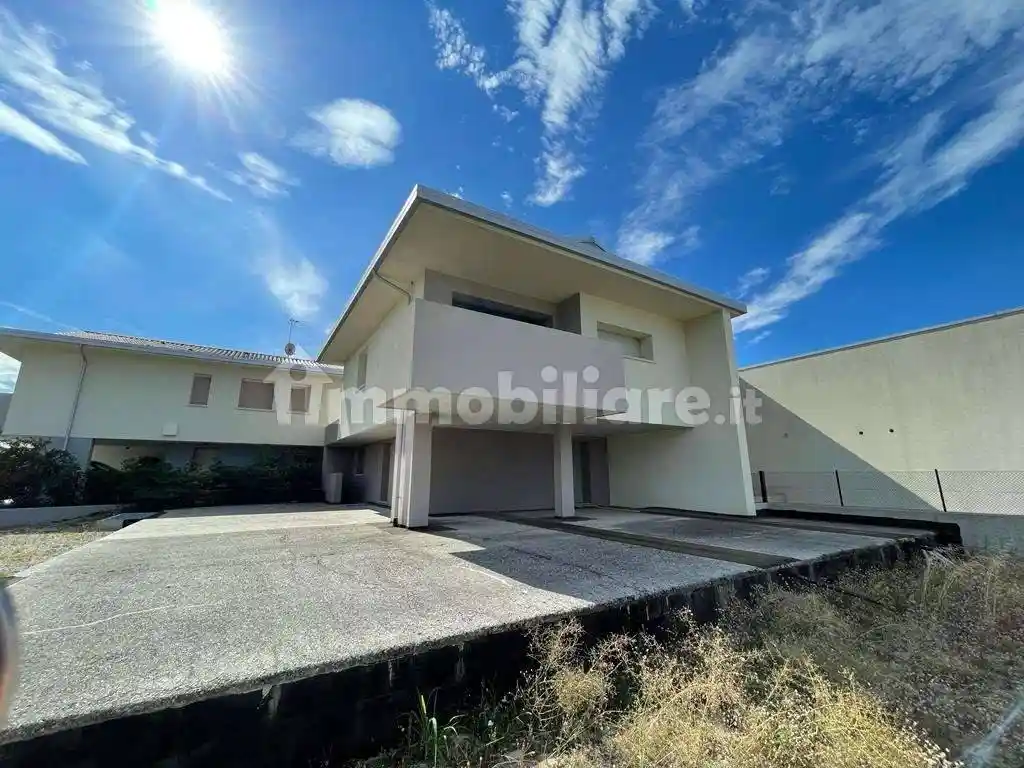 Appartamento in vendita a Montebelluna