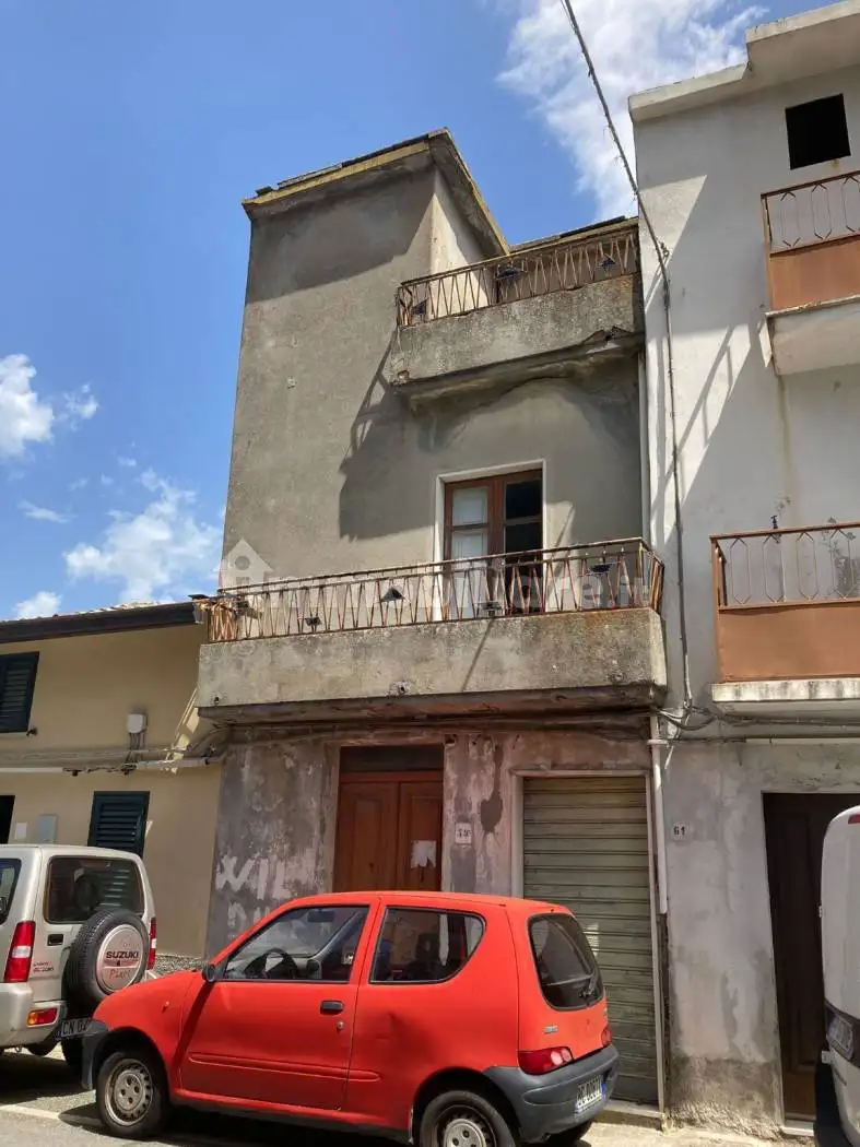 Casa indipendente in vendita a San Sostene