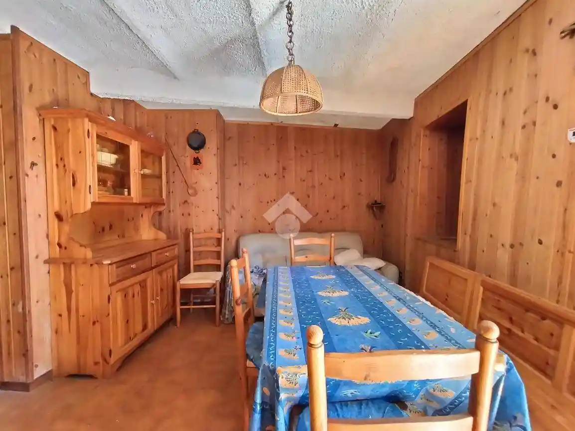 Casa indipendente in vendita a Fossato di Vico