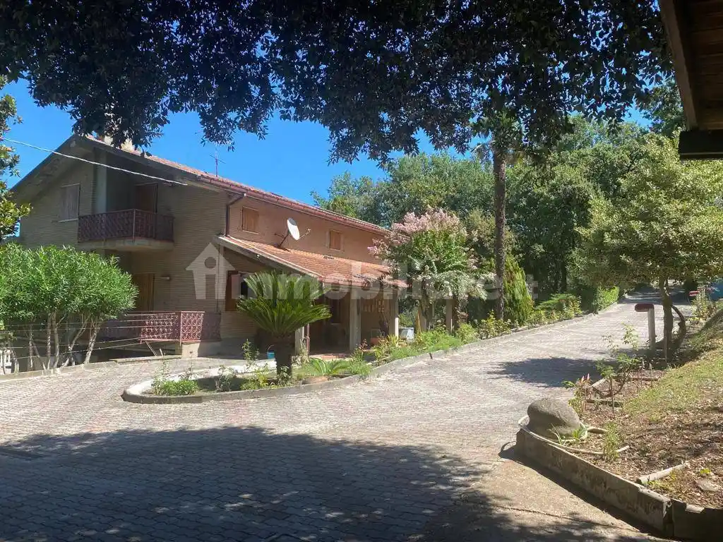 Rustico - Casale in vendita a Pesaro