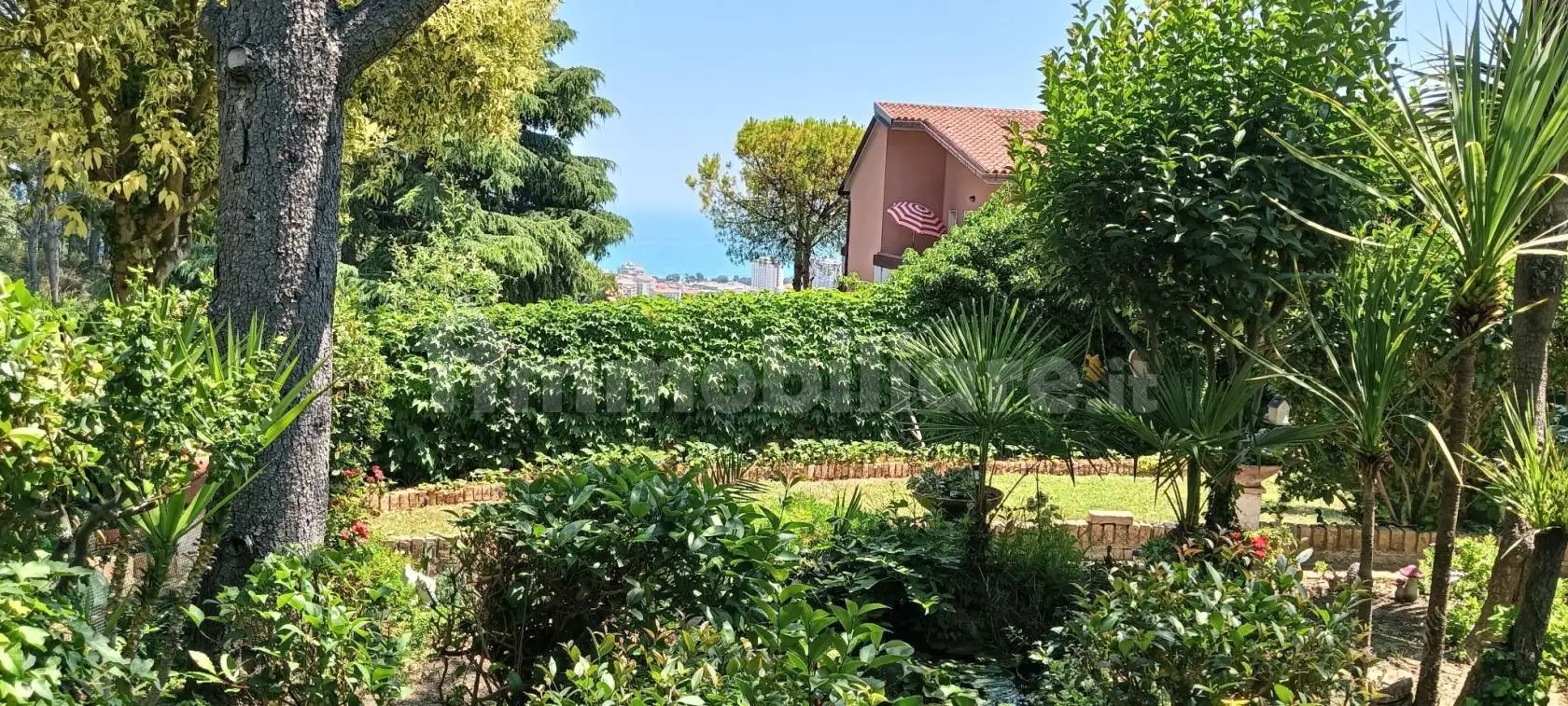 Villa in vendita a Montesilvano