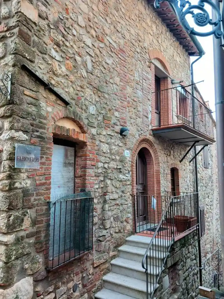 Casa indipendente in vendita a Gavorrano