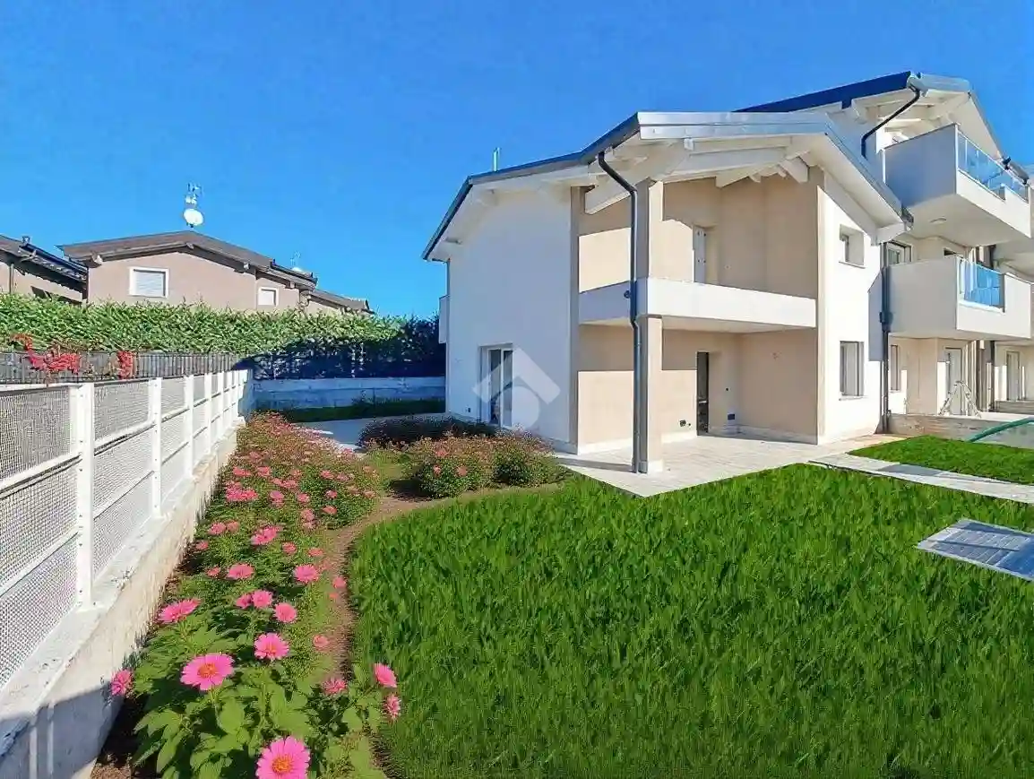 Villetta a schiera - foto 2