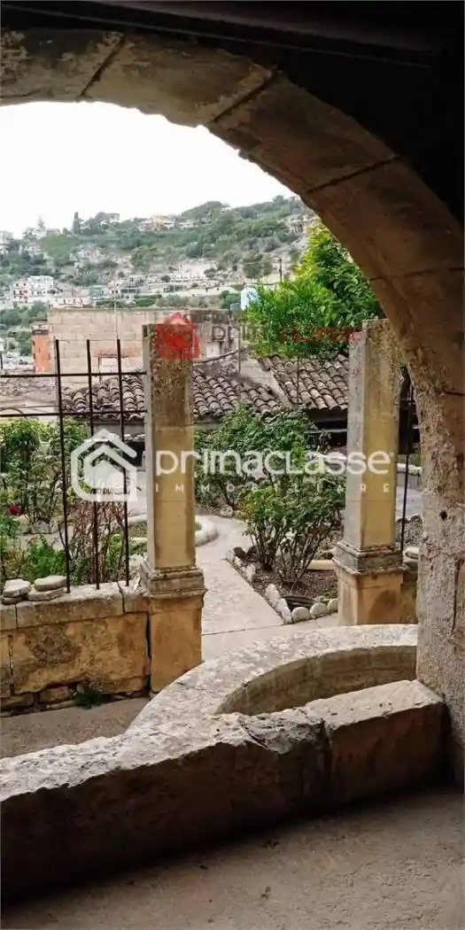 Casa indipendente in vendita a Modica