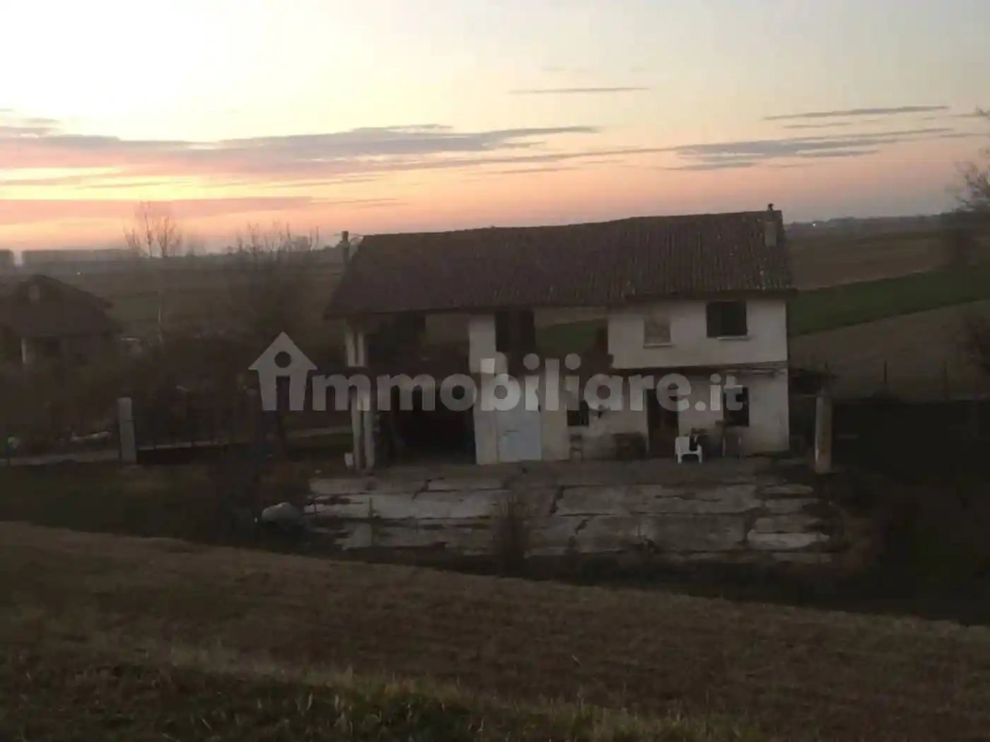 Rustico - Casale in vendita a Pieve Porto Morone