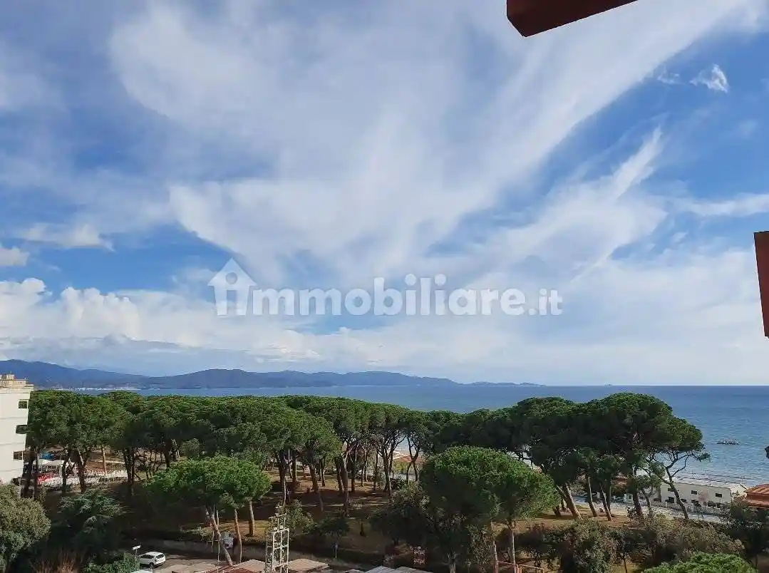 Appartamento in affitto a Follonica